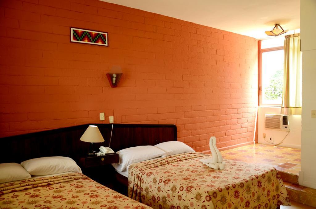 Hotel Паленке Экстерьер фото