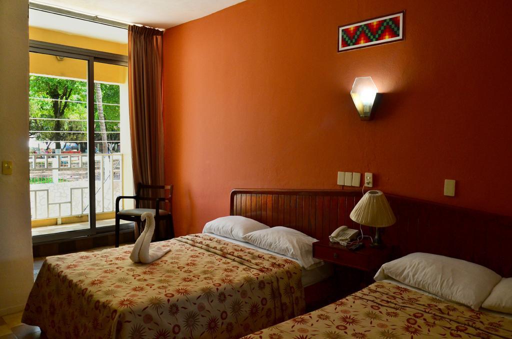 Hotel Паленке Экстерьер фото